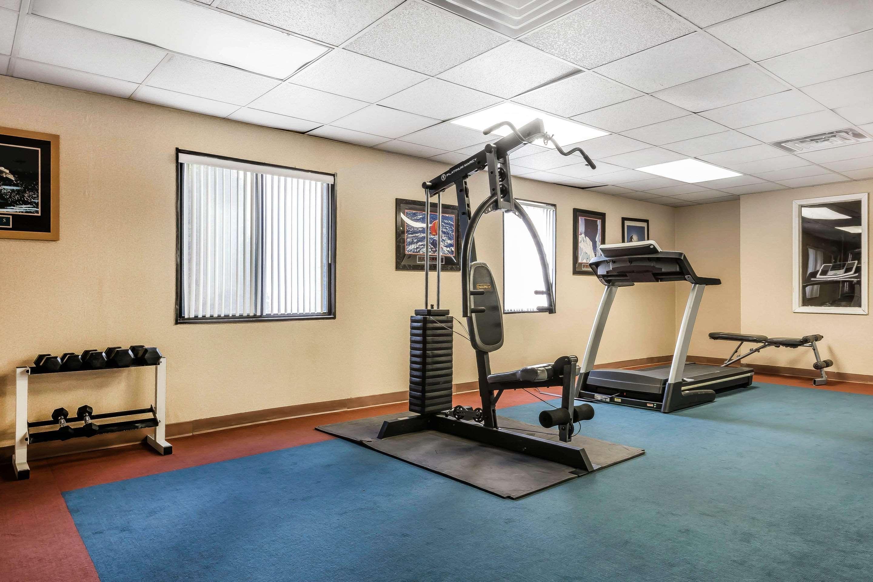 Quality Inn & Suites Binghamton Vestal Esterno foto
